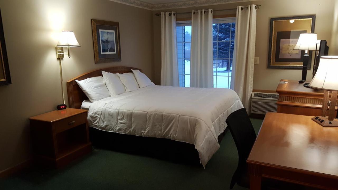 Amerivu Inn & Suites New Richmond 外观 照片